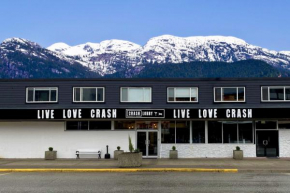 Отель Crash Hotel Squamish  Скуамиш